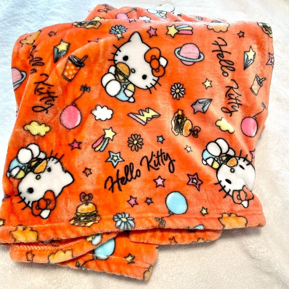 NWT Hello Kitty Plush Throw Blanket